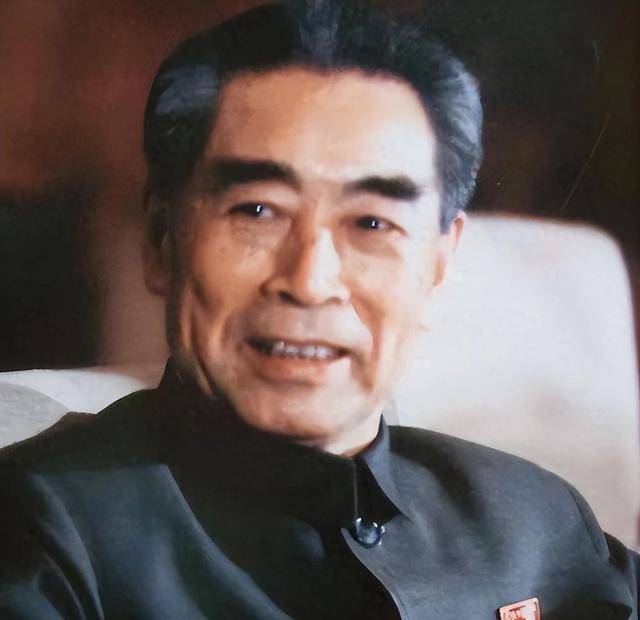 总理贴身医生说出真相让人泪目！凯发K8周总理去世的真正原因(图3)